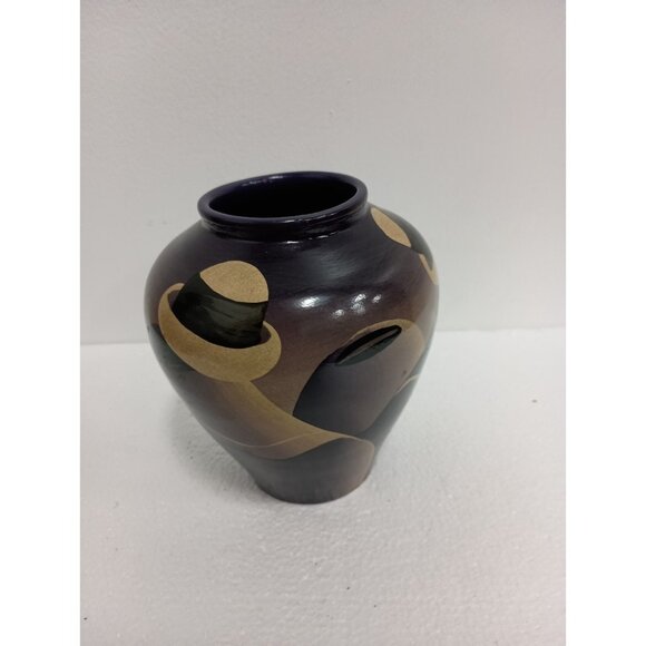 VTG Peruvian Folk Art Pottery Vase Hand Painted People Signed Decorative 6.5" - Picture 7 of 9